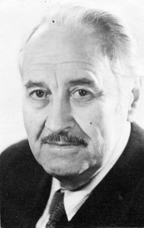 Константин Михайлов
