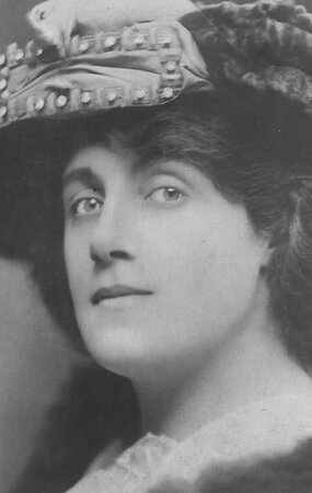 Julia Neilson