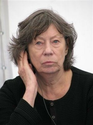 Лора Малви