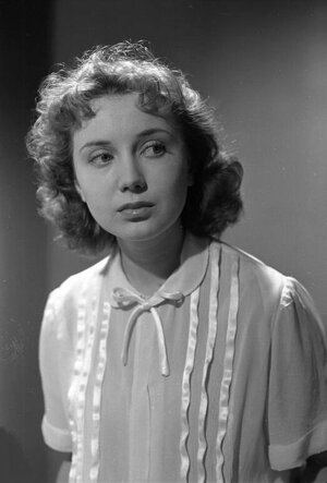 Елена Добронравова